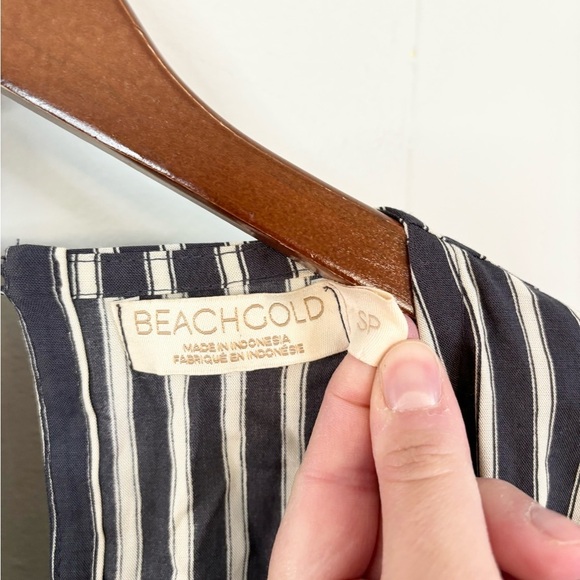 Beachgold Anthropologie lillia stripe faux wrap jumpsuit short sleeve size SP - Picture 6 of 8
